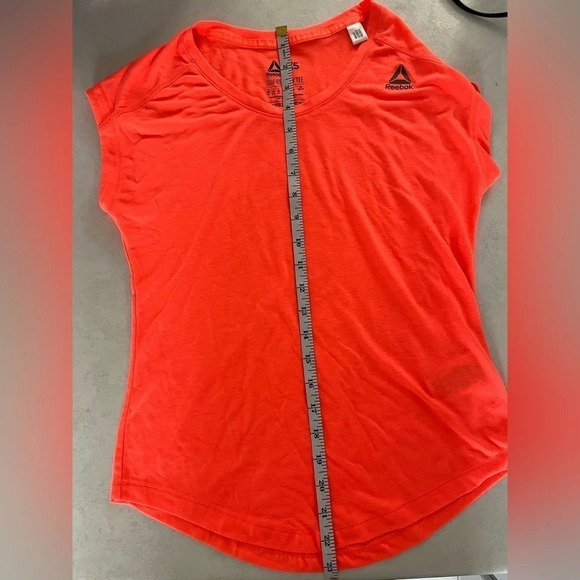 Reebok/ Supremium tee Speedwick/ Neon orange/ Size US XS - Picture 7 of 8